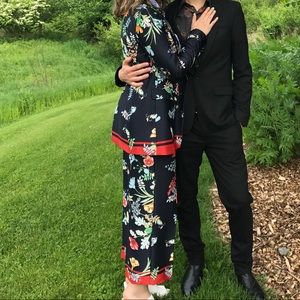 NEEDS TO GO: BEAUTIFUL FLORAL ZARA SUIT